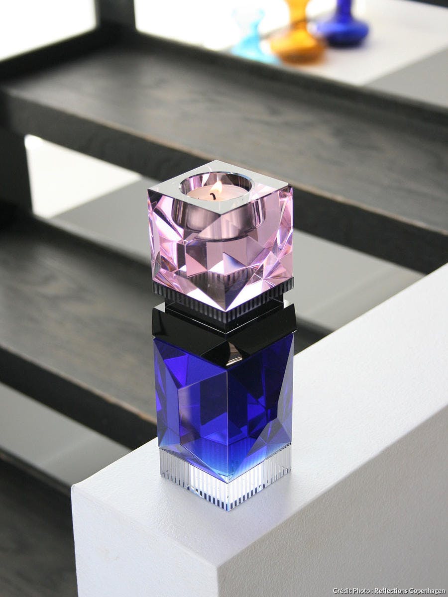 bougeoir en cristal bleu klein