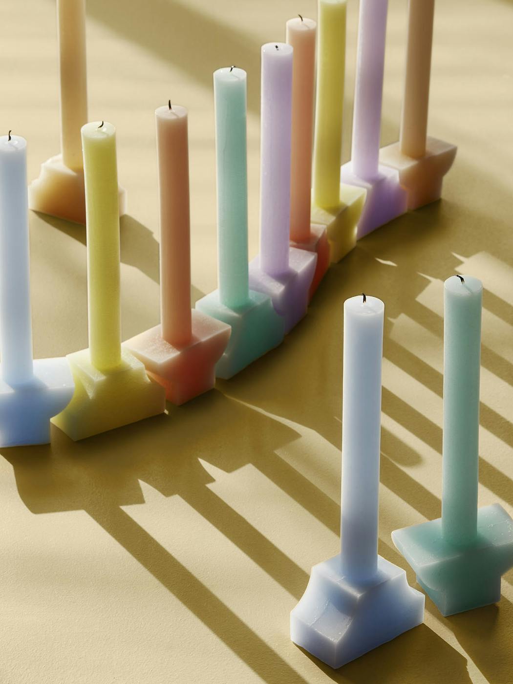 Tendance Twisted Candles : comment réaliser des bougies torsadées