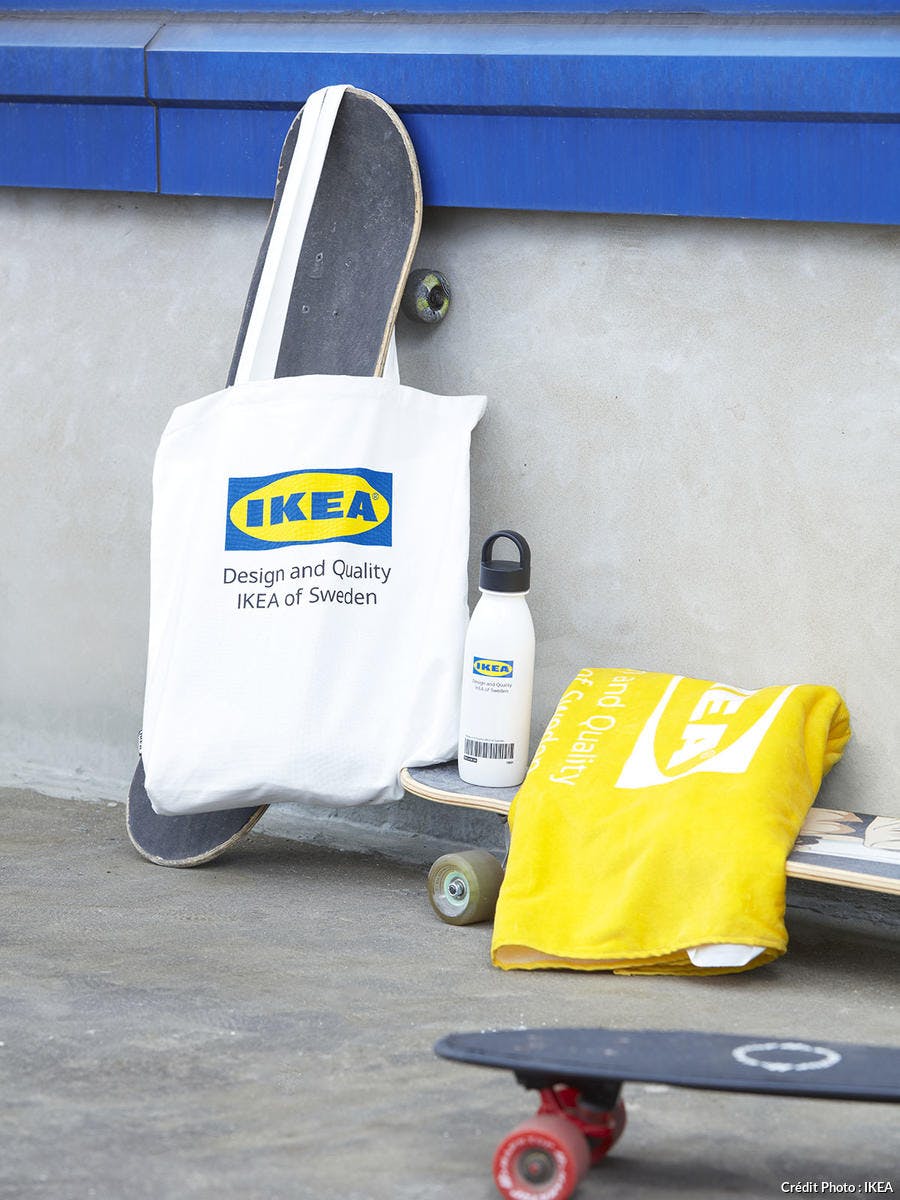 tote-bags, gourde et serviette IKEA