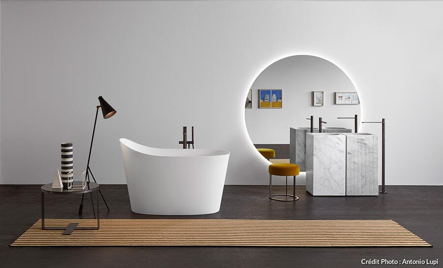 une salle de bains design et épurée