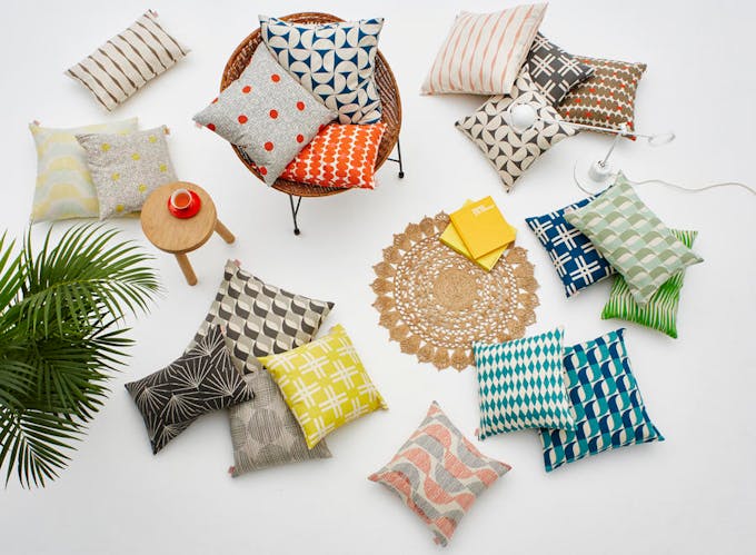 Marque de textile Skinny LaMinx collection cushions flatlay