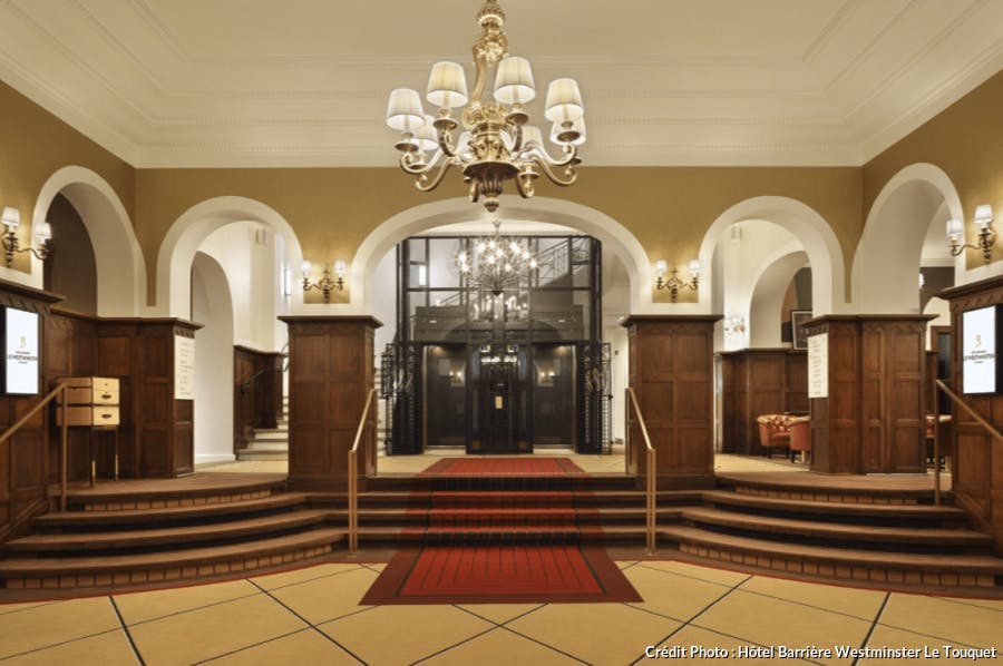 Hall d'entrée de l'hôtel Barrière Westminster Le Touquet