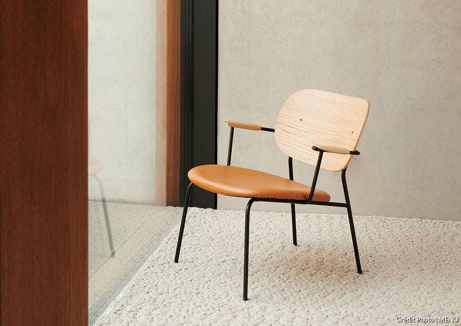 fauteuil design en bois et cuir