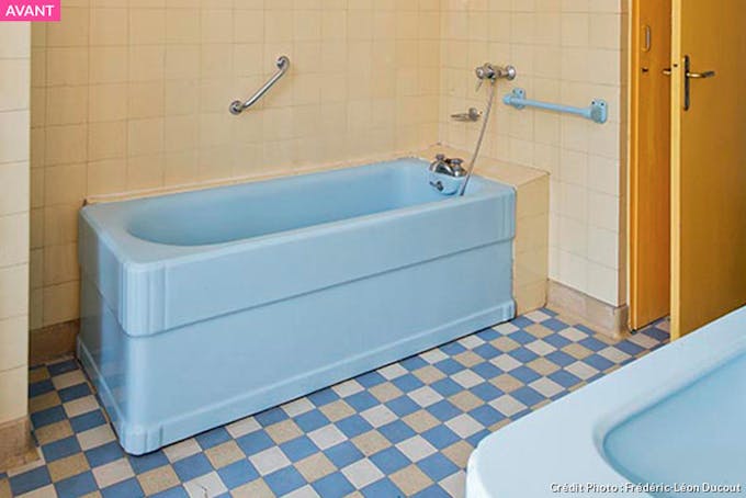 mc-hs76-couleur-renovation-en-couleur-salle-de-bain-avant.jpg