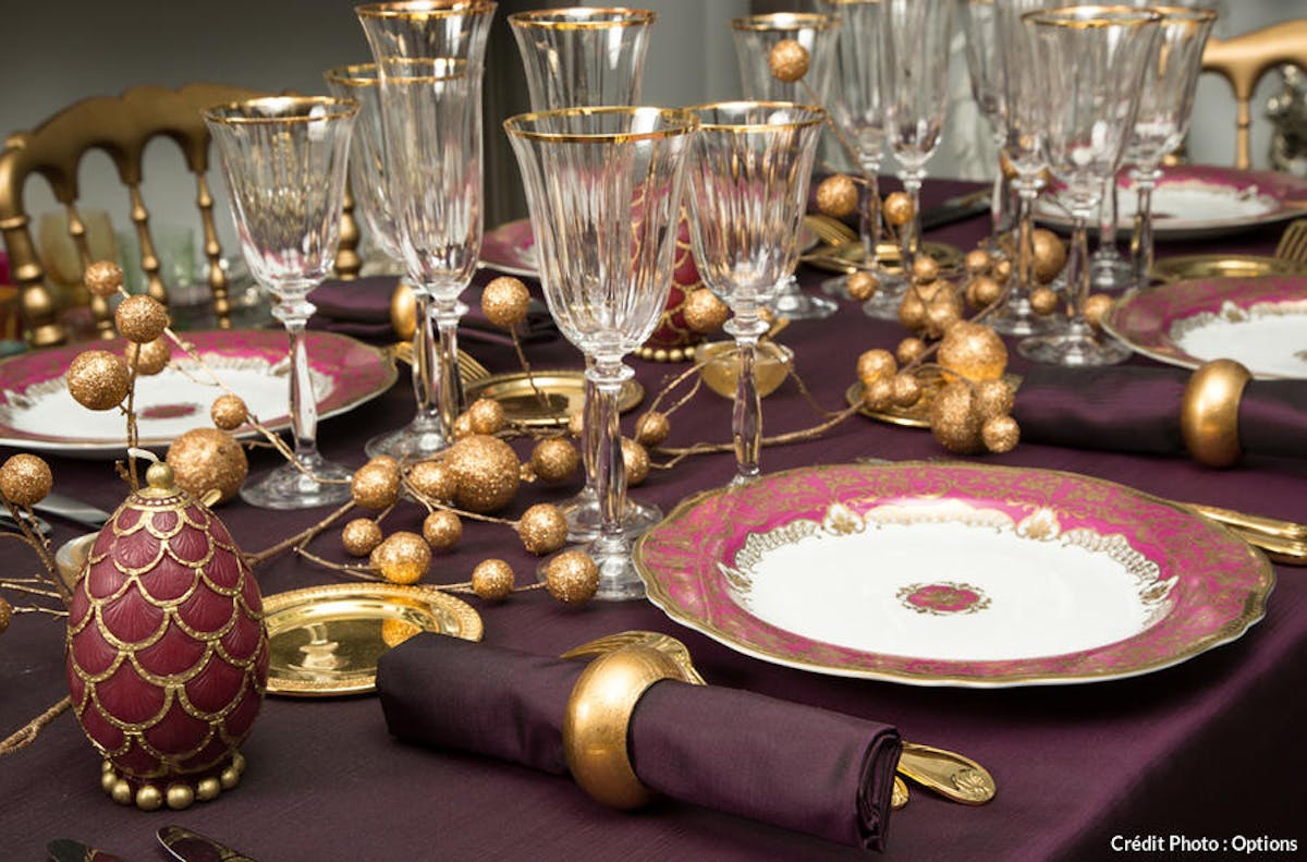 Location de vaisselle à Noël : nos idées de décoration pour votre table -  Options