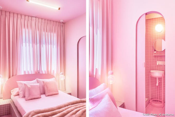 Une maison entièrement rose à Madrid 
