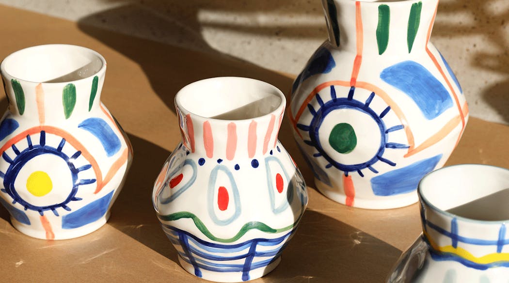 des vases marocains colorés