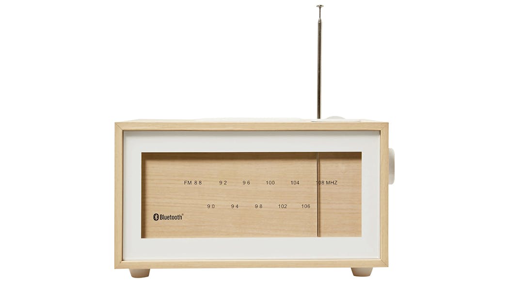 une radio connectée en bois clair