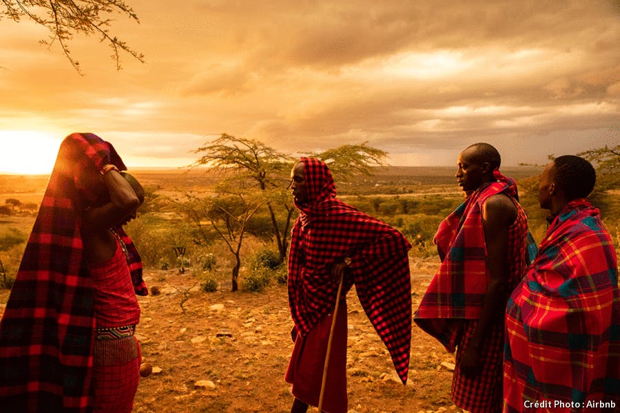 Des Maasai en plein désert