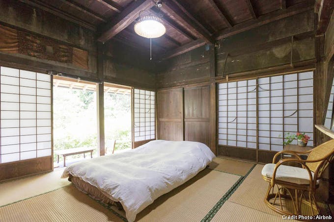 un airbnb au japon chambre wabi sabi typiquement japonaise