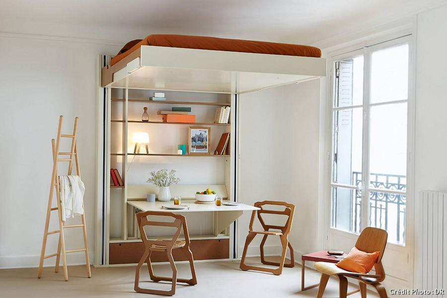 Un design de salon dans la mezzanine Escamotable dans un.