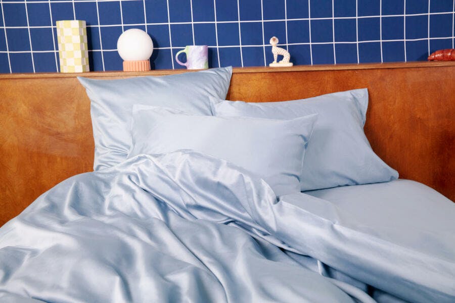 parure en satin de coton bleu glacier