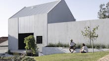 Une maison d'architecte en béton brut écologique