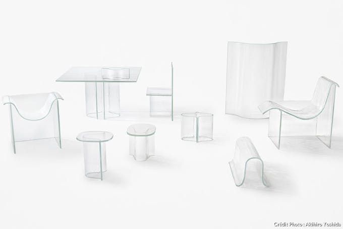 Table chaise tabouret paravent en verre