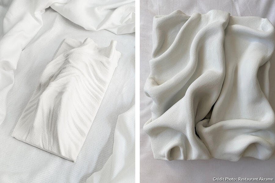 Bûche drapée blanche inspirée par l'œuvre du célèbre artiste contemporain Daniel Arsham.