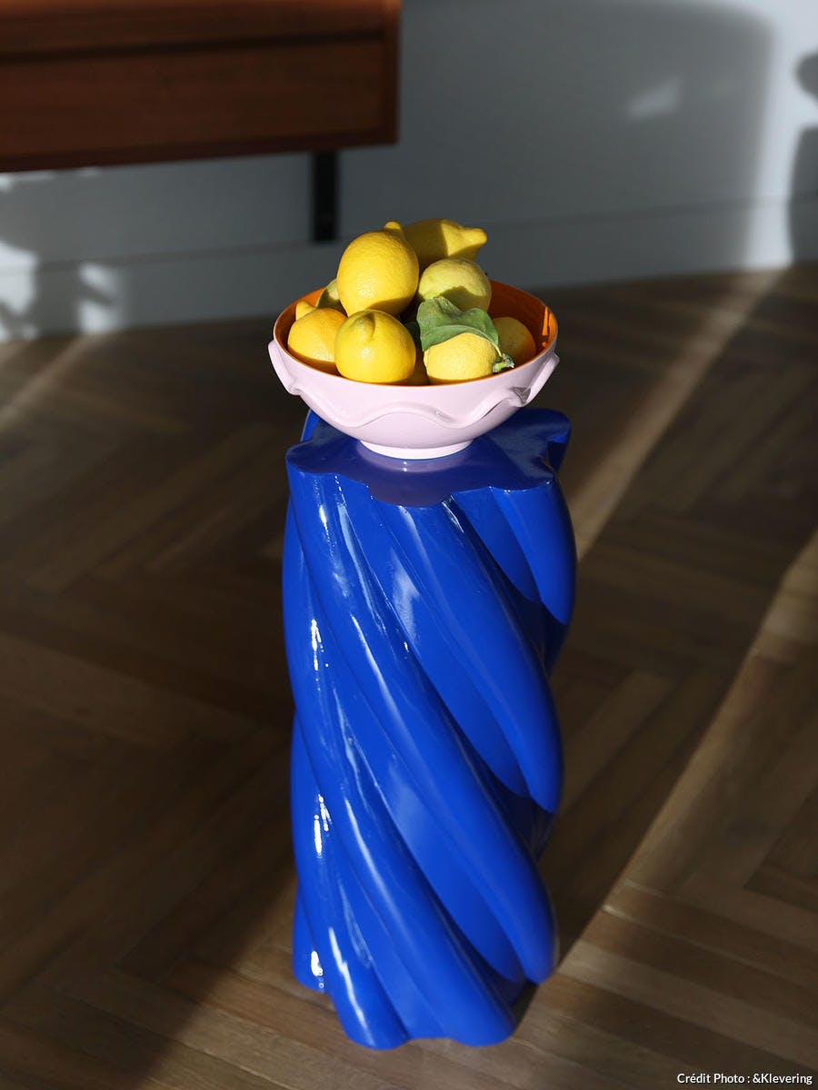 table nommer arty bleu klein