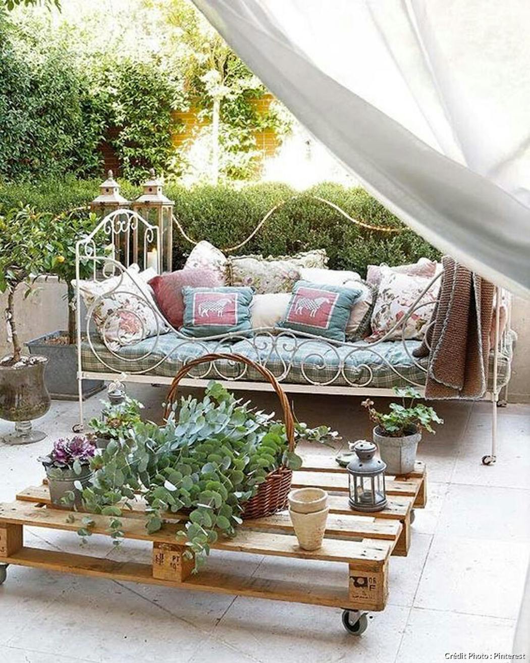 Déco extérieure : comment embellir sa terrasse ou son balcon ?