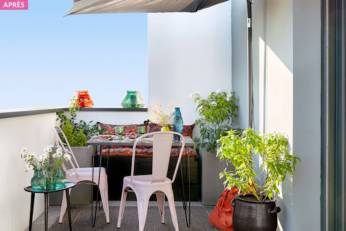 Balcon terrasse maçonné aménagé, fleuri et coloré